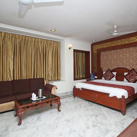 Oyo 5915 Hotel Swagath New Delhi Exterior photo
